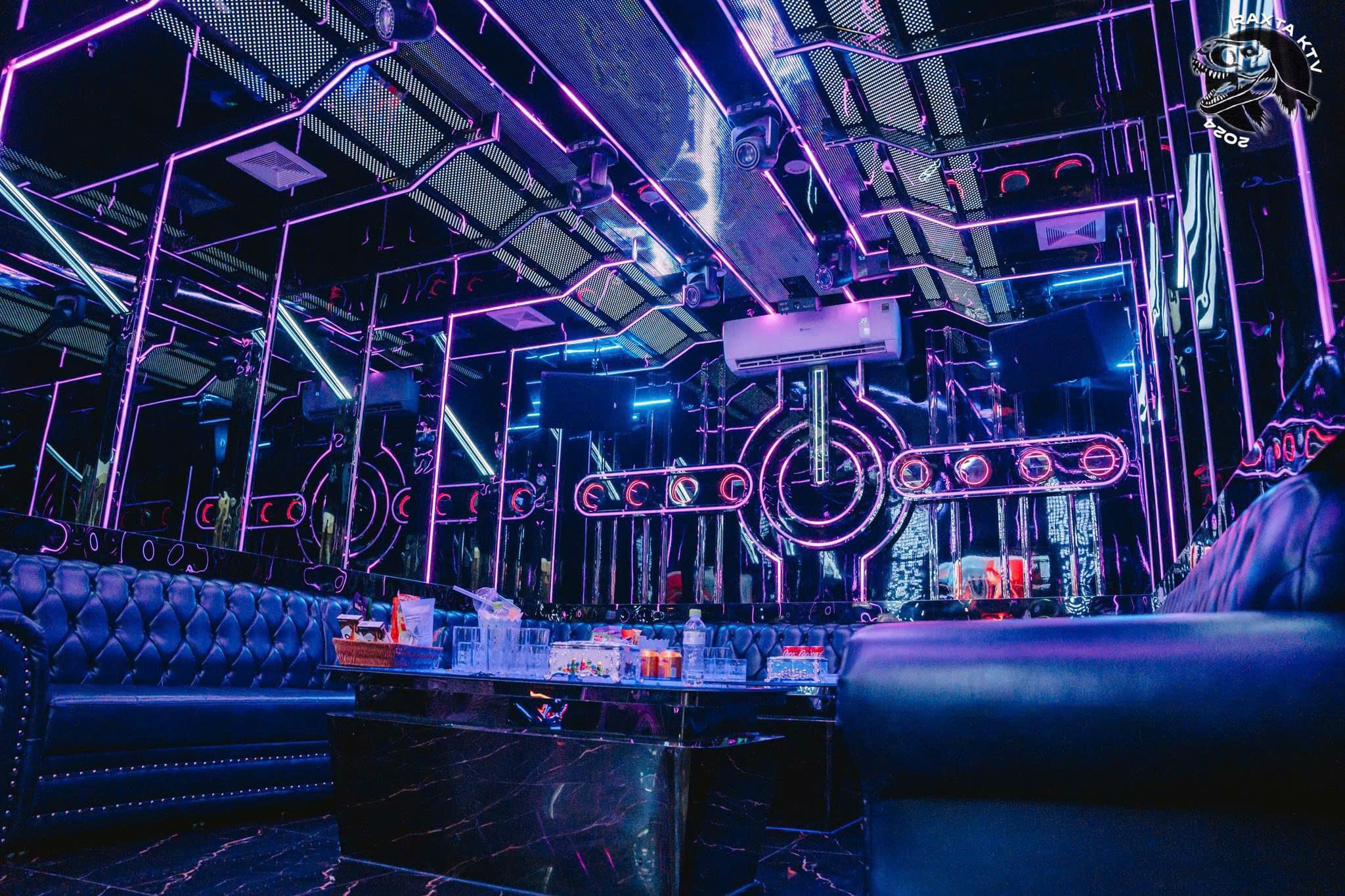 Khám Phá Điều Cần Thiết Mà Một Phòng Karaoke Cần Có