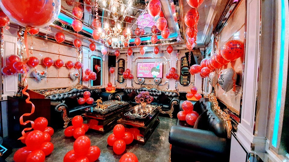 Tổ chức sinh nhật tại phòng karaoke